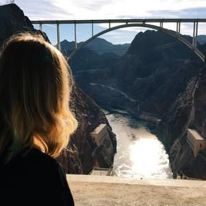 Meet your Posher, Valya